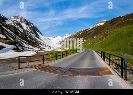 Route de Rettenbach glacier, Sölden, Ötztal, Tyrol, Autriche Banque D'Images