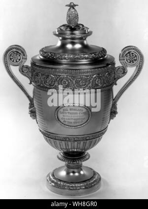 Le trophée de championnat pour masculin. L'Encyclopédie de la page Tennis 350. Banque D'Images