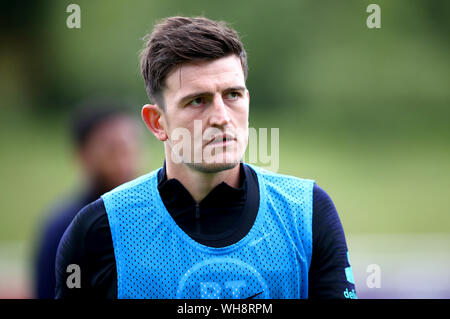 Harry l'Angleterre Maguire lors d'une séance de formation à St George's Park, Burton. Banque D'Images