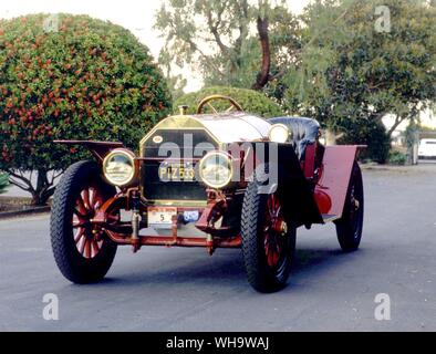 1913 75Simplex chaîne hp-drive roadster avec un 10 litres quatre cylindres Banque D'Images