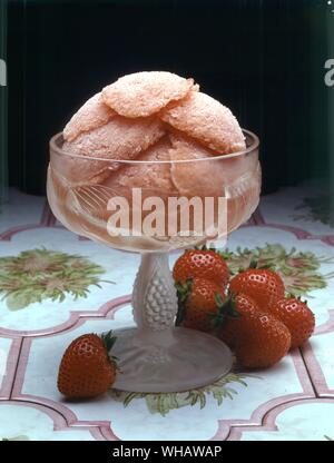 Resto italien par Robin Howe. Granita Di Fragole.. L'eau de fraise glace.. Banque D'Images