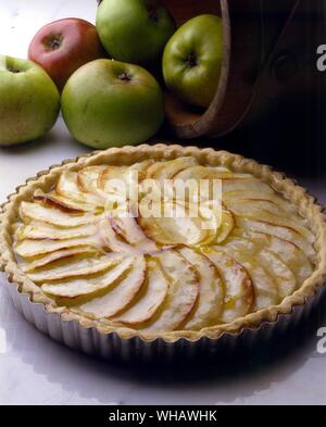 Recettes par Pound-Corner français Jill.. . Tarte aux pommes.. Tarte fine aux pommes. Banque D'Images