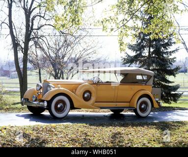 Transports Transport routier 1934. Packard V 12 Touring Duesenberg J Banque D'Images