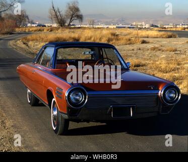 1963 Chrysler Turbine Turbine Moteur expérimental : corps HP 130 par Ghia de l'Italie. 50 faites par Ghia. Donné à certains membres de la fonction publique à conduire dans des conditions normales. Une fois que Chrysler avait évalué toutes sauf cinq ont été détruits. Banque D'Images