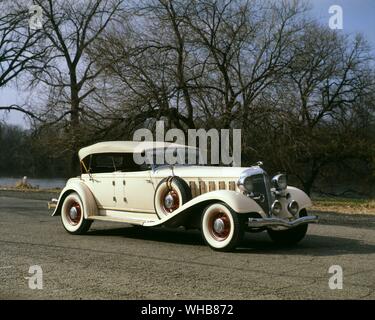 Transports Transport routier 1932. Chrysler Custom Imperial CL. . Banque D'Images