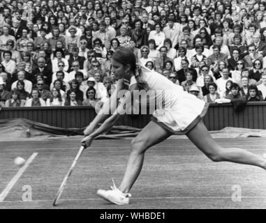 Wimbledon - Chris Evert (USA) C. E. Goolagong (Australie) 5 juillet 1972. - Est devenu Chris Evert Lloyd. Banque D'Images