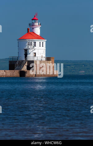 Wisconsin Point Lighthouse sur le lac Supérieur Banque D'Images