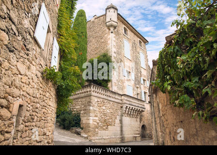 Une vieille maison, Ménerbes, Provence, France Banque D'Images