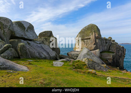 À l'égard de Porth et pierreux tête intérieure sur Peninnis Head, Saint Mary's island, Îles Scilly, Cornwall, England, UK Banque D'Images