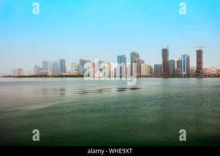 Le centre-ville de Sharjah, en Emirats Arabes Unis ou d'eau Banque D'Images