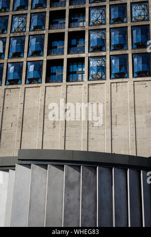 La façade de l'architecte Thomas Heatherwick Zeitz du Musée d'Art Contemporain à la cité du bord de Cape Town en Afrique du Sud Banque D'Images