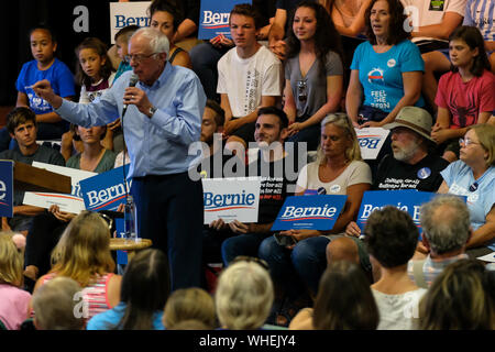 Raymond, New Hampshire, USA. Du 1er septembre 2019. Le candidat démocrate BERNIE SANDERS parle à un rassemblement à Raymond, New Hampshire. Credit : Preston Ehrler/ZUMA/Alamy Fil Live News Banque D'Images