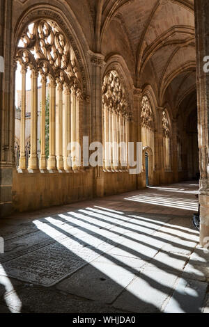 SEGOVIA, ESPAGNE - 25 avril 2018 : l'intérieur de la cathédrale de Ségovie, la dernière cathédrale gothique construite en Espagne au cours du 16ème siècle. Banque D'Images