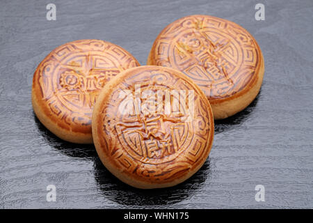 Mooncake traditionnel Chinois pour festival de mi-automne Banque D'Images