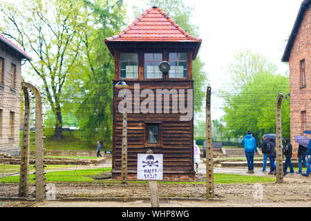 Tour d'observation au camp de concentration d'Auschwitz à Oświęcim, Pologne Banque D'Images