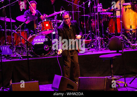 Milan Italie 2 septembre 2019 Mike Patton live au Teatro degli Arcimboldi © Roberto Finizio / Alamy Banque D'Images