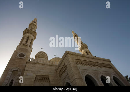 Émirats Arabes Unis, Dubai, la Mosquée de Jumeirah, la seule mosquée qui non-musulmans sont autorisés à visiter. Banque D'Images