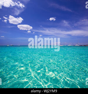 Formentera Cala Saona beach l'une des plus belles plages de monde près de Ibiza Banque D'Images