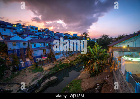 Village coloré Jodipan est meilleure destination à Malang est de Java en Indonésie Banque D'Images