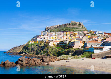 Castelsardo est une ville touristique italienne de la Sardaigne, Italie, situé dans le nord-ouest de l'île à l'intérieur de la Province de Sassari, à l'extrémité est Banque D'Images