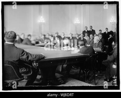 Chambre des représentants. Les comités. Comité spécial sur l'enquête de la U.S. Steel CORP., 12 janvier 1912. Plus communément appelée 'STEEL TRUST COMITÉ D'INVESTIGATION' ou 'STANLEY COMITÉ.' JAMES J. HILL DEVANT LE COMITÉ Banque D'Images