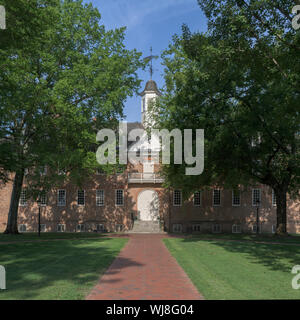 Bâtiment troglodyte à l'extrémité ouest du duc de Gloucester Street sur le campus du College of William and Mary à Williamsburg, en Virginie Banque D'Images