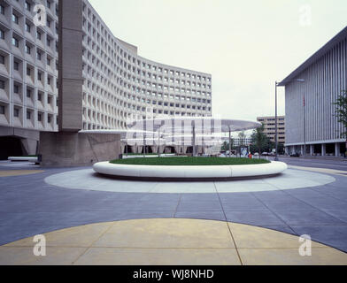 Plaza de HUD devant le quartier général de l'US Department of Housing and Urban Development, Washington, D.C. Banque D'Images