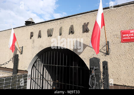 Pologne Varsovie - l'entrée de la prison Pawiak utilisé comme un centre de torture et d'assassinat par les Nazis dans la WW2 Banque D'Images