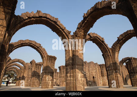 L'Inde, Karnataka, Aywaille, arcs de la Bara Kaman. Banque D'Images