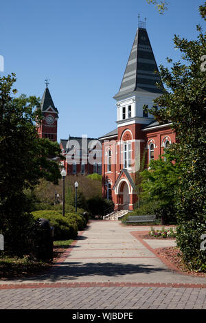 Hargis Hall, construit en 1888 et nommé d'après H. Estes Hargis. Situé sur le campus principal à l'Université Auburn de Auburn, Alabama Banque D'Images