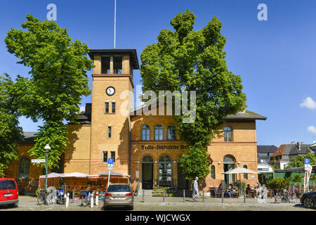 Immeuble ancien, vue, l'architecture, à l'extérieur, à l'extérieur, à l'extérieur Vue, Vue de l'extérieur, de la gare, Berlin, Allemagne, building, immeuble, à champ lumineux, Banque D'Images