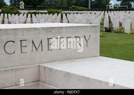 Cimetière militaire britannique de Bayeux (Normandie - France) Banque D'Images