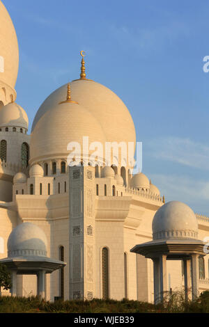 Mosquée Sheikh Zayed. 1995. Abou Dhabi. / La Mosquée Sheikh Zayed. 1995. Émirat d'Abu Dhabi. Banque D'Images