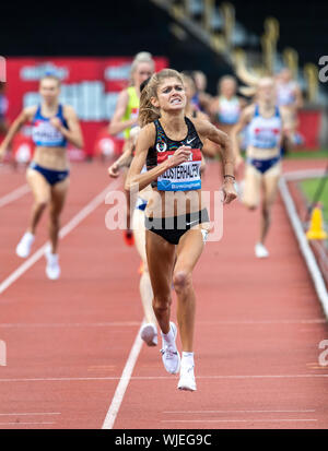 BIRMINGHAM, ANGLETERRE - 18 août : Konstanze Klosterhalfen (GER) qui se font concurrence sur les 1 km pendant la course du Grand Prix de Birmingham Muller & IAAF Diamond Lea Banque D'Images