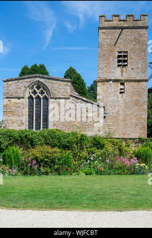 Le 12ème siècle, l'église de St Mary the Virgin en Chastleton, Oxfordshire, les Cotswolds, England, UK Banque D'Images