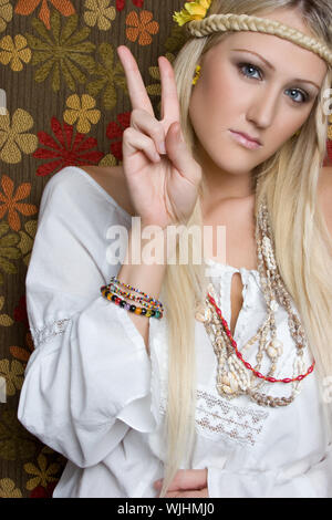 Peace Sign Girl Banque D'Images