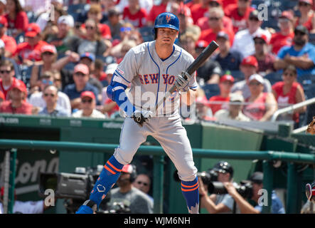 Washington, États-Unis d'Amérique. 09Th Sep 2019. New York Mets champ centre Brandon Nimmo (9) fait une promenade dans la deuxième manche contre les Nationals de Washington au Championnat National Park à Washington, DC Le Lundi, septembre 2, 2019.Credit : Ron Sachs/CNP (restriction : NO New York ou le New Jersey Journaux ou journaux dans un rayon de 75 km de la ville de New York) | Conditions de crédit dans le monde entier : dpa/Alamy Live News Banque D'Images