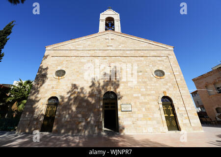 L'église Saint Georges à Madaba avec la belle carte de Madaba mosaic. Banque D'Images