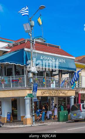 NASSAU, Bahamas - septembre 2, 2019 : Nassau aux Bahamas et a été battu par la pluie sans fin et 185 mph vents à partir de la catégorie 5 Dorian, qui est resté gare Banque D'Images