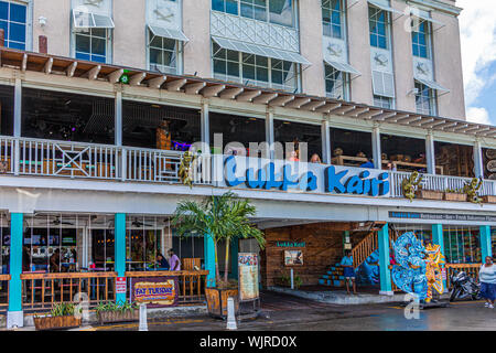 NASSAU, Bahamas - septembre 2, 2019 : Nassau aux Bahamas et a été battu par la pluie sans fin et 185 mph vents à partir de la catégorie 5 Dorian, qui est resté gare Banque D'Images