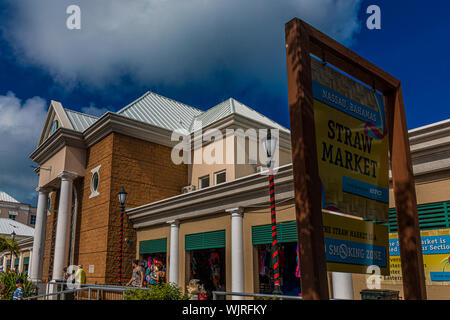 NASSAU, Bahamas - septembre 2, 2019 : Nassau aux Bahamas et a été battu par la pluie sans fin et 185 mph vents à partir de la catégorie 5 Dorian, qui est resté gare Banque D'Images