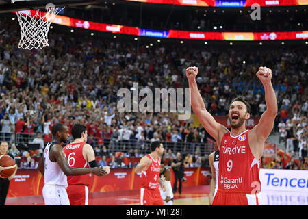 Shanghai, Chine. Credit : MATSUO. 3e, 2019 Sep. Semih Erden (TUR) Basket-ball : Coupe du Monde de Basket-ball FIBA Chine 2019 Groupe E match entre United States 93-92 la Turquie à Shanghai Oriental Sports Center à Shanghai, Chine. Credit : MATSUO .K/AFLO SPORT/Alamy Live News Banque D'Images