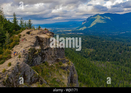 Le Serpent à sonnette Ridge/Ledge Trail est une randonnée à pied dans le nord-ouest du Pacifique Banque D'Images