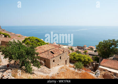 Vue sur le centre-ville de Monemvasia au Péloponnèse Grec Banque D'Images