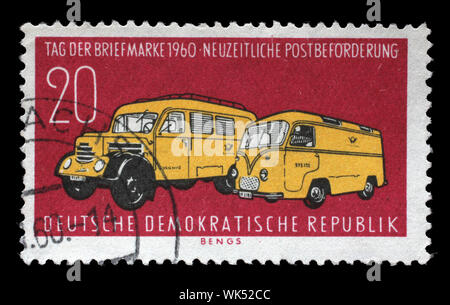 Timbre émis en Allemagne - République Démocratique (DDR) Affiche Poster les véhicules, Journée du timbre, vers 1960. Banque D'Images
