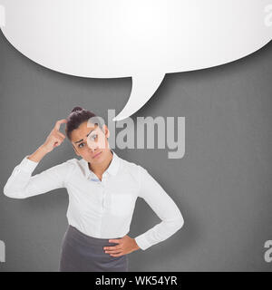 Inquiets businesswoman contre bulle Banque D'Images