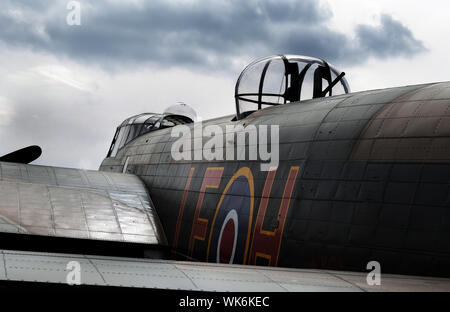 Bombardier Lancaster en restauration à East Kirkby, Lincolnshire. Affiché comme pièce de musée avec des moteurs Merlin. Banque D'Images