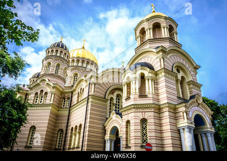 Lettonie : Riga. La Nativité du Christ Cathédrale (Piedzimsanas pareizticigo katedrale Kristus Rigas), construit selon une conception par Nikolaï Chagin dans Banque D'Images