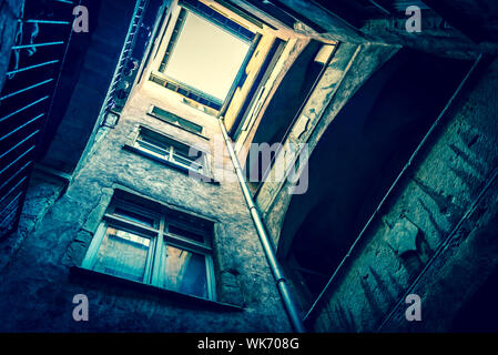 Jusqu'à la Traboule vieux bâtiment, Lyon, France Banque D'Images