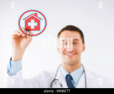 Médecin de l'hôpital de dessin dans l'air ouvrir une session Banque D'Images